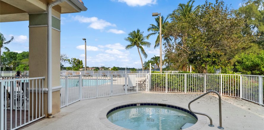 Villa ou maison à Deerfield Beach, Floride 3 chambres, 207.26 m2 № 1208568