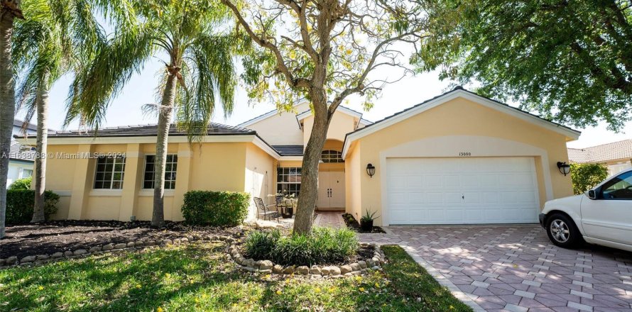 Casa en Sunrise, Florida 4 dormitorios, 213.49 m2 № 1310736