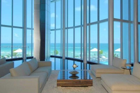 Condo in Sunny Isles Beach, Florida, 4 bedrooms  № 1384236 - photo 18