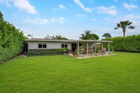 House in Palm Beach Gardens, Florida 3 bedrooms, 139.07 sq.m. № 1228809 - photo 6