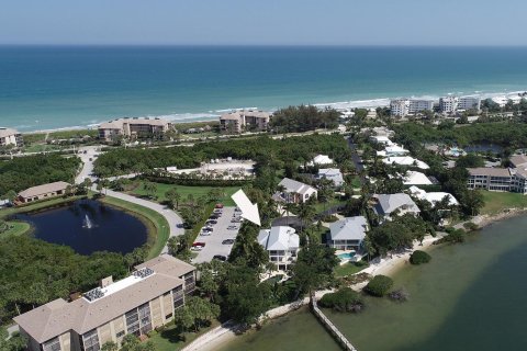 Villa ou maison à vendre à Stuart, Floride: 4 chambres, 462.1 m2 № 374382 - photo 16