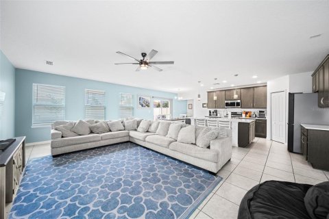 Casa en venta en Davenport, Florida, 5 dormitorios, 293.39 m2 № 1317311 - foto 10