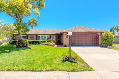 Villa ou maison à vendre à Port Orange, Floride: 2 chambres, 126.53 m2 № 1244611 - photo 2