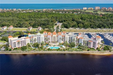 Condominio en venta en Palm Coast, Florida, 2 dormitorios, 125.51 m2 № 752865 - foto 1