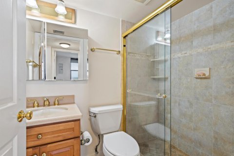 Condo in Hutchinson Island South, Florida, 2 bedrooms  № 1081672 - photo 12