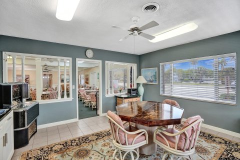 Copropriété à vendre à Pompano Beach, Floride: 2 chambres, 78.04 m2 № 1097600 - photo 7