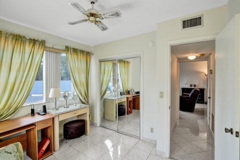 Copropriété à vendre à Pompano Beach, Floride: 2 chambres, 78.04 m2 № 1097600 - photo 14