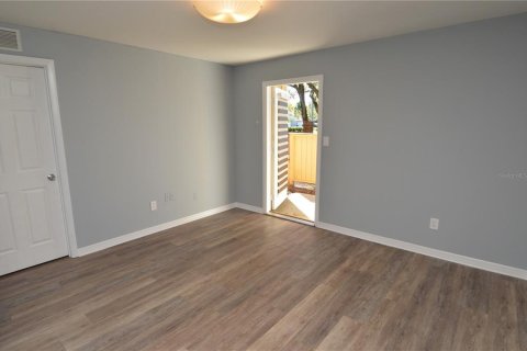 Condo in Tampa, Florida, 1 bedroom  № 1366661 - photo 23