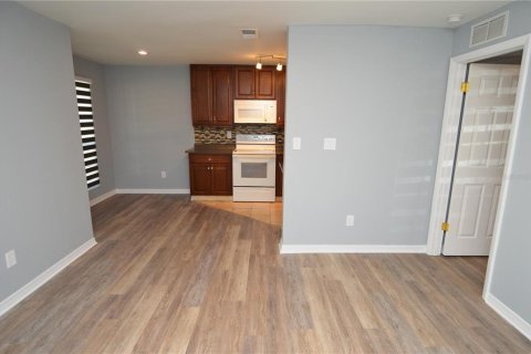 Condo in Tampa, Florida, 1 bedroom  № 1366661 - photo 16