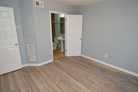 Condo in Tampa, Florida, 1 bedroom  № 1366661 - photo 29