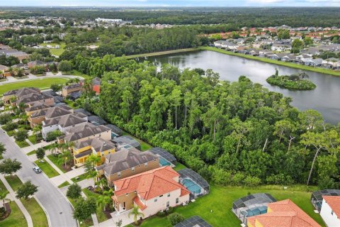 Casa en venta en Kissimmee, Florida, 6 dormitorios, 330.92 m2 № 1366680 - foto 4