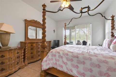 Villa ou maison à vendre à Tampa, Floride: 5 chambres, 251.67 m2 № 1403328 - photo 15