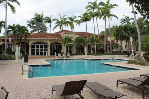 Condo in West Palm Beach, Florida, 2 bedrooms  № 1103255 - photo 8