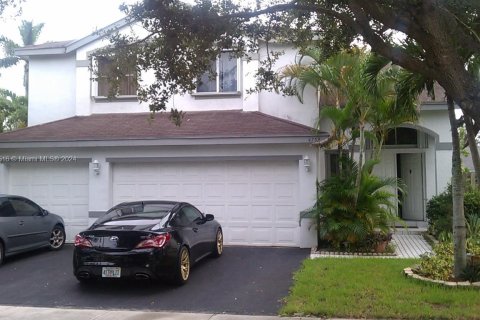 Casa en venta en Coconut Creek, Florida, 5 dormitorios, 225.01 m2 № 1399521 - foto 3