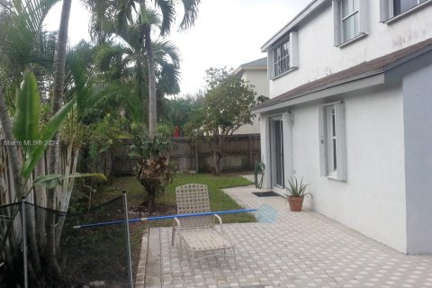 Casa en venta en Coconut Creek, Florida, 5 dormitorios, 225.01 m2 № 1399521 - foto 14