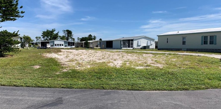 Land in North Port, Florida № 796754