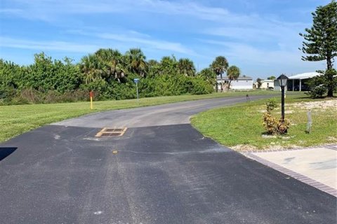 Terreno en venta en North Port, Florida № 796754 - foto 4