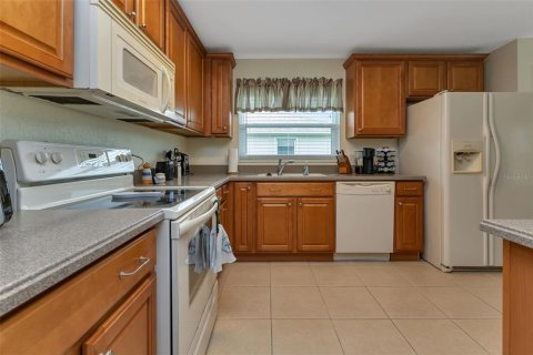 Villa ou maison à vendre à Punta Gorda, Floride: 2 chambres, 128.39 m2 № 1296855 - photo 6