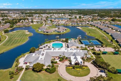 Villa ou maison à vendre à Punta Gorda, Floride: 2 chambres, 128.39 m2 № 1296855 - photo 25