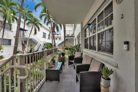 Condominio en venta en Bay Harbor Islands, Florida, 2 dormitorios, 99.22 m2 № 845936 - foto 5