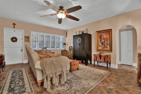 Condominio en venta en Bay Harbor Islands, Florida, 2 dormitorios, 99.22 m2 № 845936 - foto 6