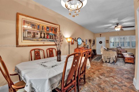 Condominio en venta en Bay Harbor Islands, Florida, 2 dormitorios, 99.22 m2 № 845936 - foto 9