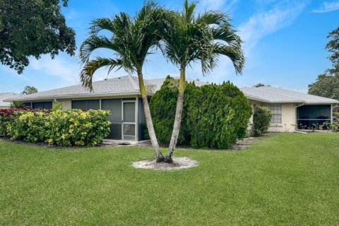 House in Lake Worth, Florida 2 bedrooms, 87.42 sq.m. № 1117850 - photo 11