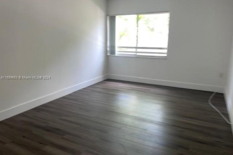 Condominio en alquiler en Plantation, Florida, 2 dormitorios, 98.2 m2 № 1364854 - foto 8