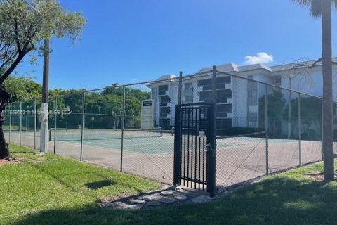 Copropriété à louer à Plantation, Floride: 2 chambres, 98.2 m2 № 1364854 - photo 13