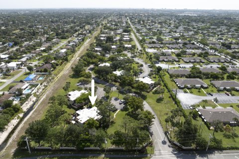 Condo in Delray Beach, Florida, 3 bedrooms  № 1127623 - photo 1