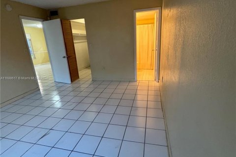 Condominio en venta en Miami Gardens, Florida, 2 dormitorios, 91.97 m2 № 1430178 - foto 16