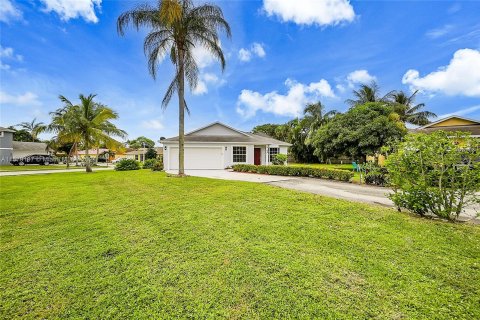 Villa ou maison à vendre à Boynton Beach, Floride: 3 chambres, 116.41 m2 № 1408307 - photo 2