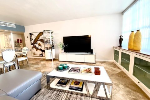 Condominio en venta en Miami Beach, Florida, 1 dormitorio, 80.36 m2 № 1321489 - foto 13