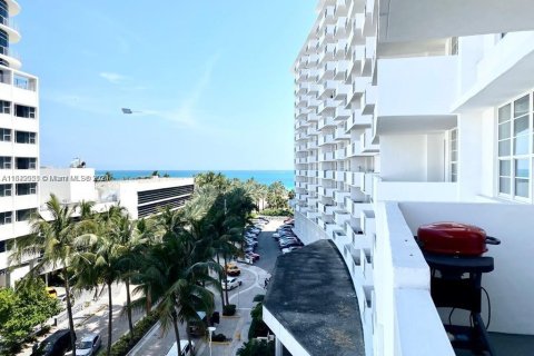 Copropriété à vendre à Miami Beach, Floride: 1 chambre, 80.36 m2 № 1321489 - photo 1