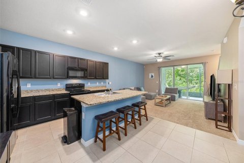 Townhouse in Wesley Chapel, Florida 3 bedrooms, 155.43 sq.m. № 1304441 - photo 13