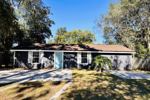 Villa ou maison à louer à Jacksonville, Floride: 3 chambres, 111.48 m2 № 867942 - photo 1