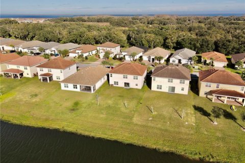 Villa ou maison à vendre à Kissimmee, Floride: 5 chambres, 262.91 m2 № 1369345 - photo 2