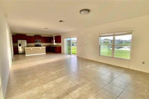 House in BELLALAGO in Kissimmee, Florida 5 bedrooms, 262.91 sq.m. № 1369345 - photo 14