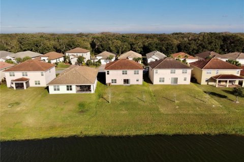 Villa ou maison à vendre à Kissimmee, Floride: 5 chambres, 262.91 m2 № 1369345 - photo 3