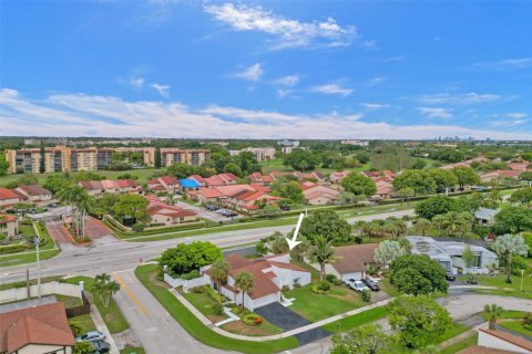 Villa ou maison à vendre à Lauderhill, Floride: 3 chambres, 174.1 m2 № 1229286 - photo 8