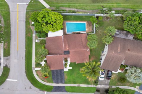 Villa ou maison à vendre à Lauderhill, Floride: 3 chambres, 174.1 m2 № 1229286 - photo 6