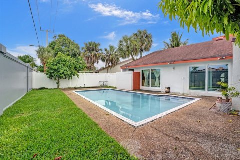 Villa ou maison à vendre à Lauderhill, Floride: 3 chambres, 174.1 m2 № 1229286 - photo 15