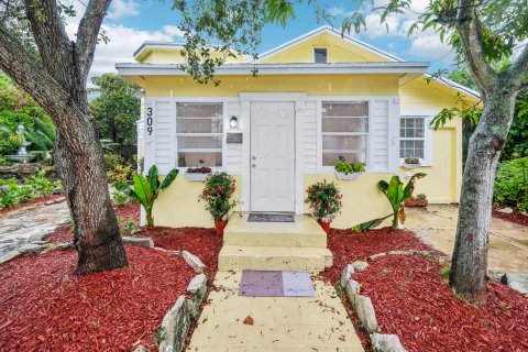 Villa ou maison à vendre à Lake Worth, Floride: 3 chambres, 140.84 m2 № 1229284 - photo 2