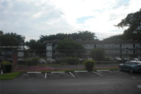 Condominio en venta en Tamarac, Florida, 2 dormitorios, 95.22 m2 № 1368789 - foto 14