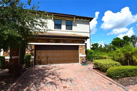 Townhouse in Davenport, Florida 3 bedrooms, 196.4 sq.m. № 1398769 - photo 1