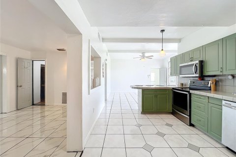 Villa ou maison à vendre à Orlando, Floride: 4 chambres, 155.52 m2 № 1398771 - photo 28