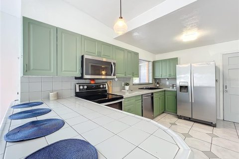 Casa en venta en Orlando, Florida, 4 dormitorios, 155.52 m2 № 1398771 - foto 20