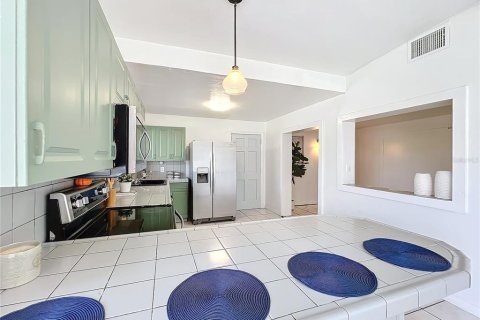 Casa en venta en Orlando, Florida, 4 dormitorios, 155.52 m2 № 1398771 - foto 18