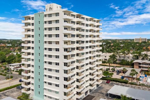 Condominio en venta en Pompano Beach, Florida, 2 dormitorios, 90.58 m2 № 1208623 - foto 8