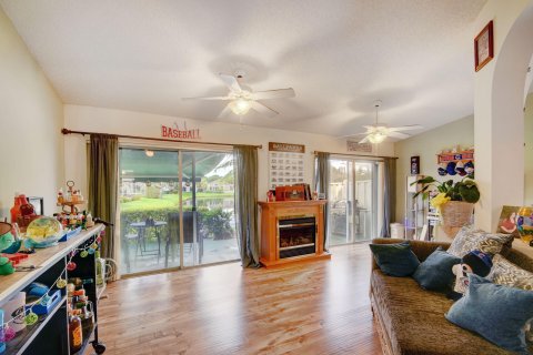 Casa en venta en Boynton Beach, Florida, 3 dormitorios, 192.59 m2 № 746153 - foto 5